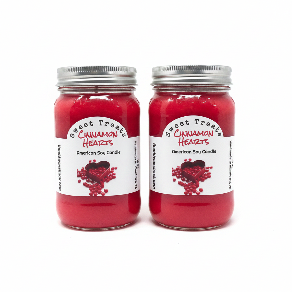 2 Cinnamon Hearts Candles - White Background